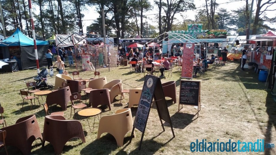 La Feria Mercantil Otra De Las Atracciones De La Semana Santa En Tandil